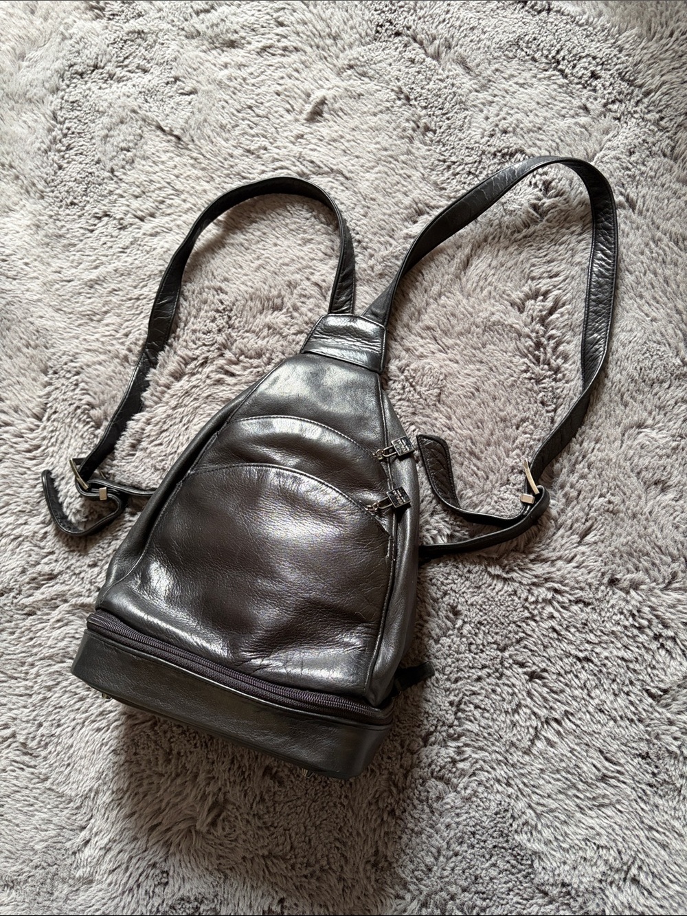 Perlina Vintage Black Leather Small Backpack